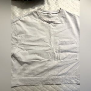 Athleta crop top tee